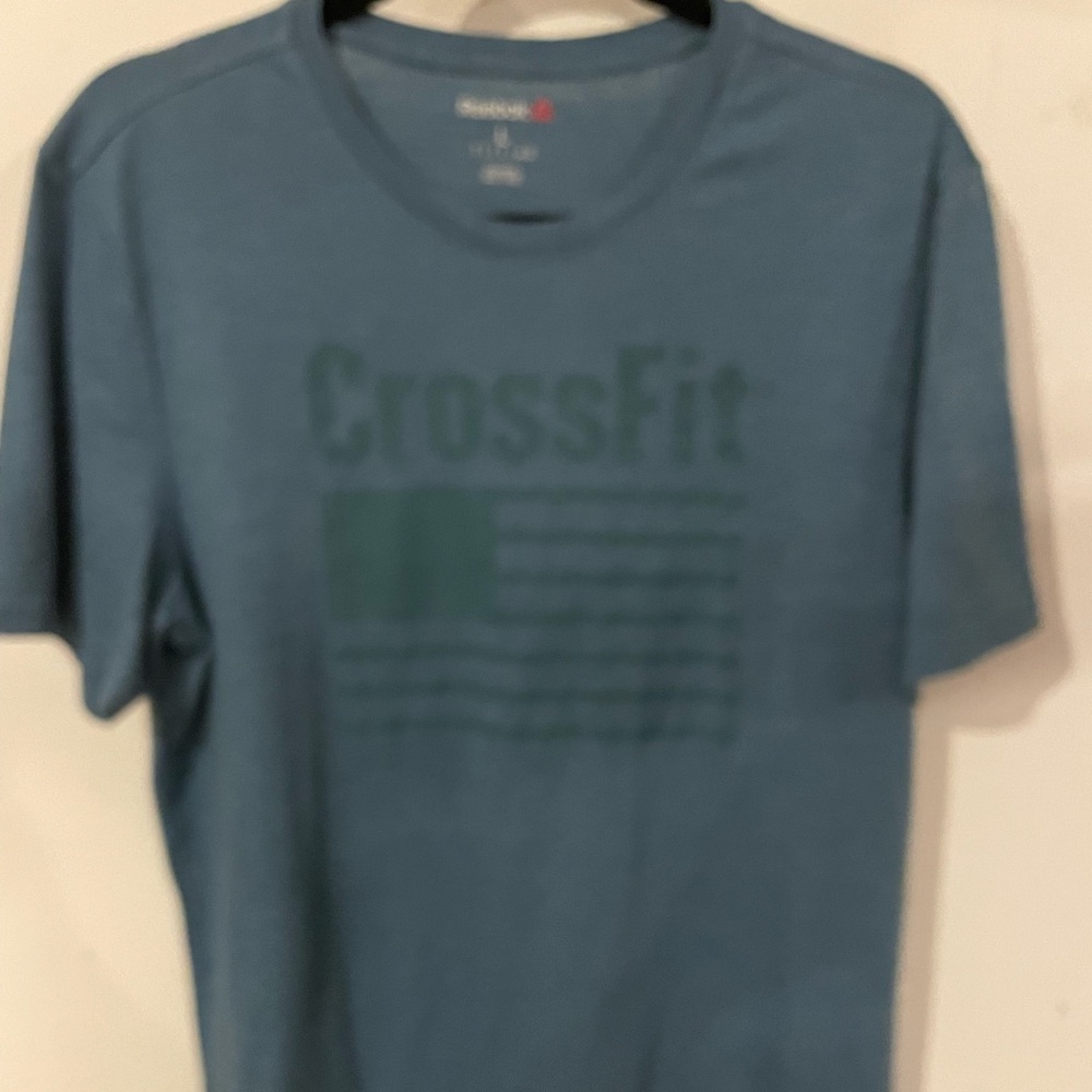 Reebok XL dri fit blue T-shirt